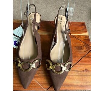 A New Day Brown Faux Suede Pointed Toe Slingback Kitten Heels Gold Chain Size 6